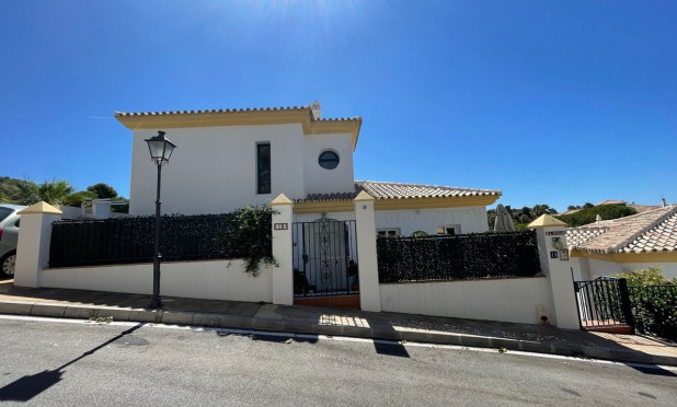 Resale - Apartment / flat - Alhaurin el Grande