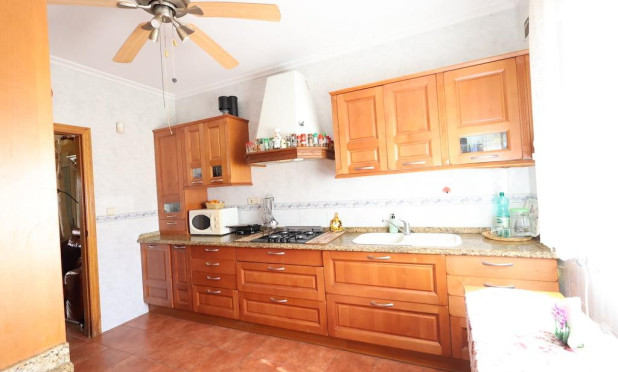 Resale - Villa - Orihuela Costa - Playa Flamenca