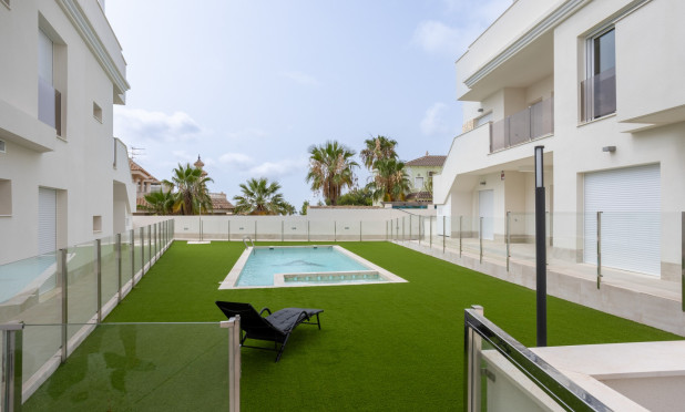 Resale - Apartment / flat - San Miguel de Salinas - BLUE LAGOON