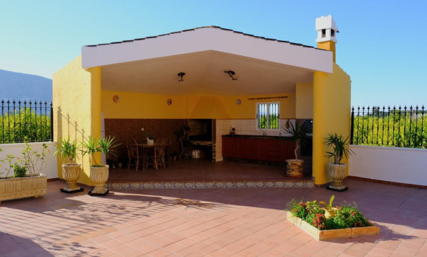 Herverkoop - Finca / Country Property - Orihuela