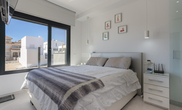 Resale - Townhouse - Orihuela Costa - Villamartín