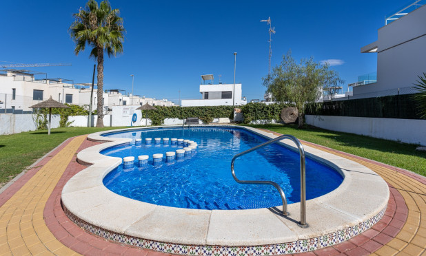 Resale - Townhouse - Orihuela Costa - Villamartín