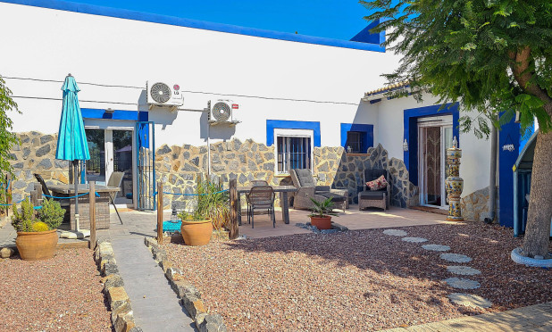 Resale - Finca / Country Property - Crevillente