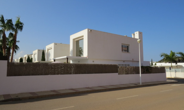 Resale - Villa - Cartagena - Mar De Cristal