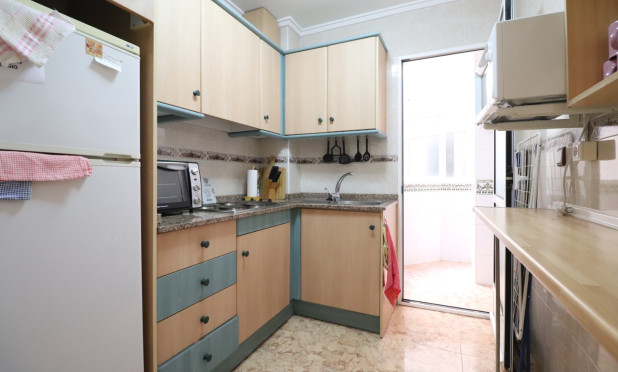 Resale - Apartment / flat - Torrevieja - Torrevieja - Centre