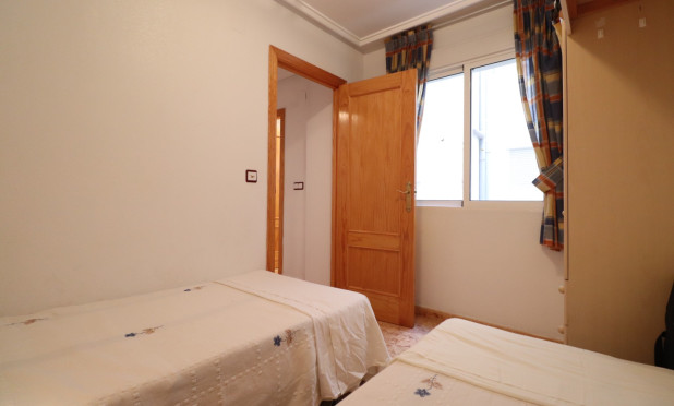 Resale - Apartment / flat - Torrevieja - Torrevieja - Centre