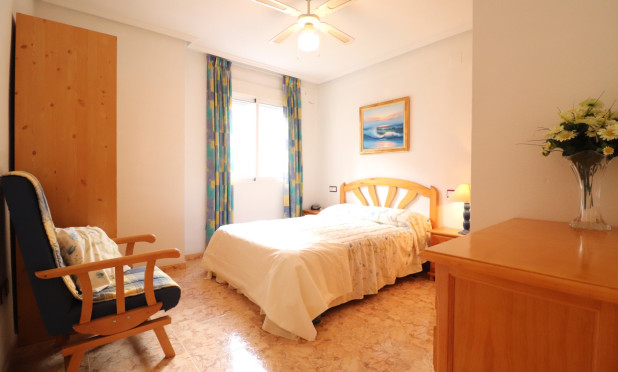 Resale - Apartment / flat - Torrevieja - Torrevieja - Centre