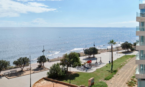 Resale - Apartment / flat - Torrevieja - Playa del cura