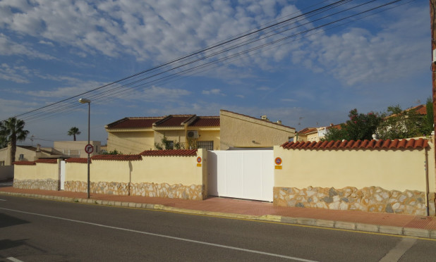 Resale - Villa - Ciudad Quesada