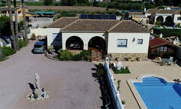 Herverkoop - Finca / Country Property - Catral