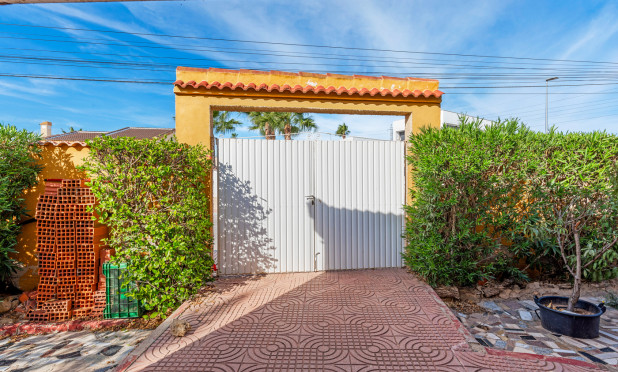 Resale - Villa - Ciudad Quesada