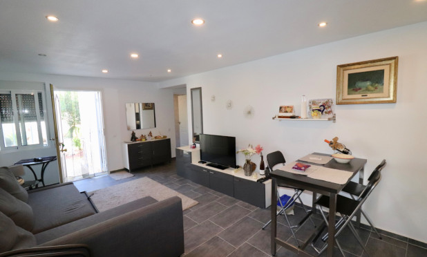 Odsprzedaż - Villa - Ciudad Quesada