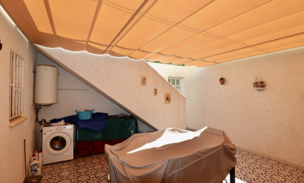 Odsprzedaż - Villa - Ciudad Quesada