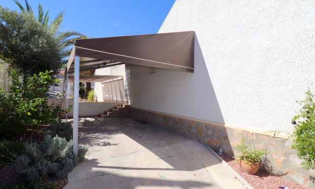 Odsprzedaż - Villa - Ciudad Quesada