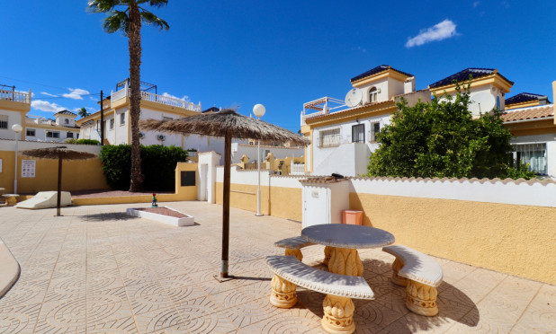 Odsprzedaż - Villa - Ciudad Quesada