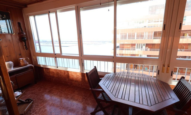 Resale - Apartment / flat - Torrevieja - Acequion