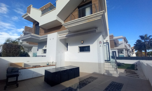 Resale - Villa - Ciudad Quesada