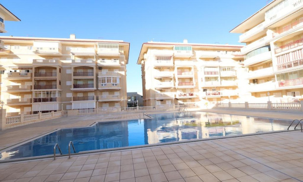 Herverkoop - Appartement / flat - Torrevieja - La Mata