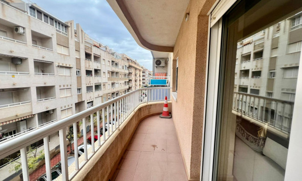 Herverkoop - Appartement / flat - Torrevieja - Acequion