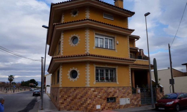 Herverkoop - Villa - Almoradí