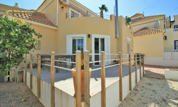 Reventa - Villa - Villamartín