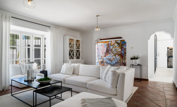 Resale - Villa - Benahavis - Benahavís