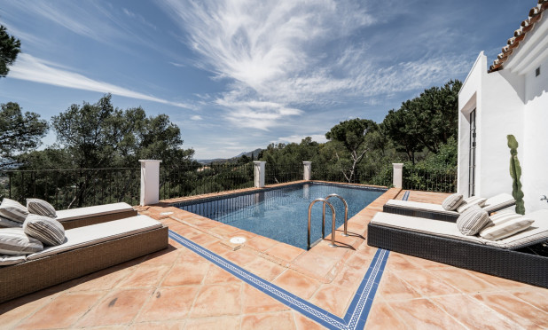 Resale - Villa - Benahavis - Benahavís
