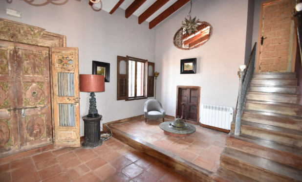 Herverkoop - Finca / Country Property - Orihuela