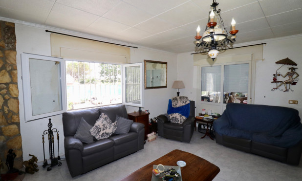 Resale - Finca / Country Property - Heredades - Las Heredades