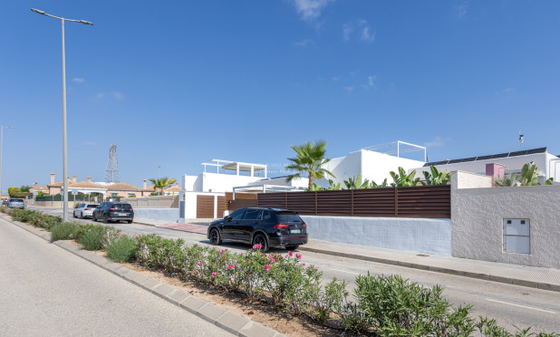 Resale - House - Detached Villa - Los Montesinos - Los Montesinos - Urb. La Herrada