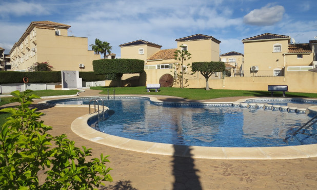 Wiederverkauf - Semi Detached Villa - Orihuela Costa - Los Altos