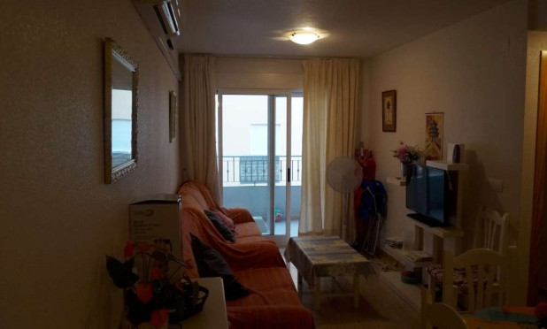 Resale - Apartment / flat - Torrevieja - Center