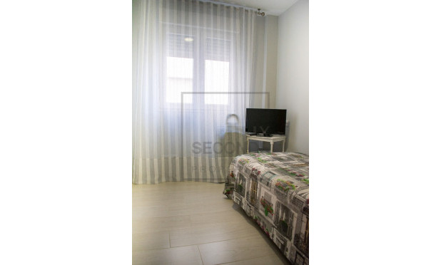 Herverkoop - Appartement / flat - Torrevieja - Playa del Cura