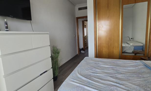 Reventa - Apartamento / piso - Guardamar del Segura