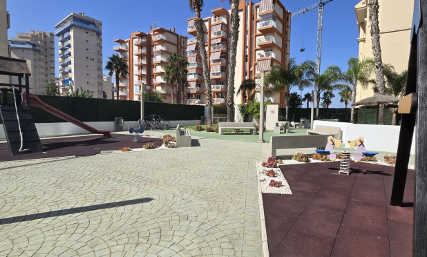 Reventa - Apartamento / piso - Guardamar del Segura