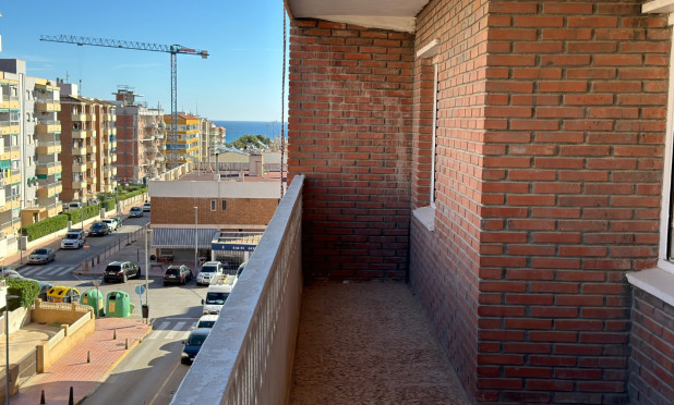 Revente - Appartement - Torrevieja - Punta Prima