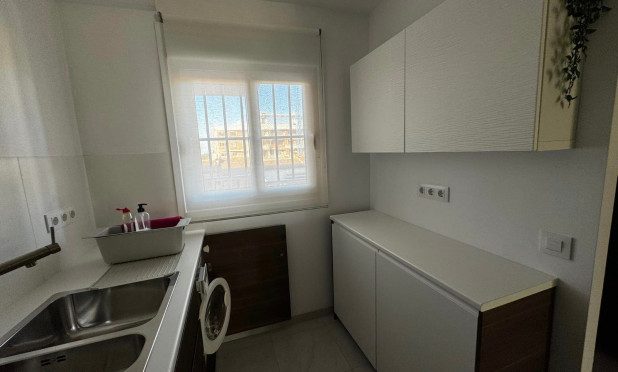 Reventa - Apartamento / piso - Torrevieja - Punta Prima