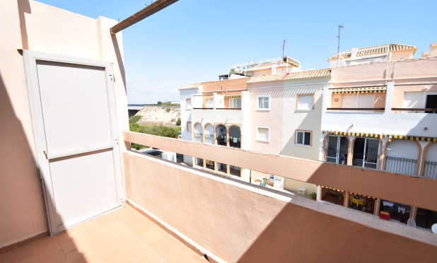 Resale - Apartment / flat - Torrevieja - Center