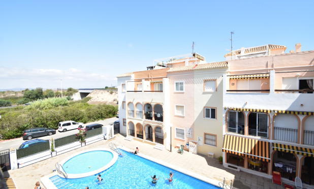 Resale - Apartment / flat - Torrevieja - Center