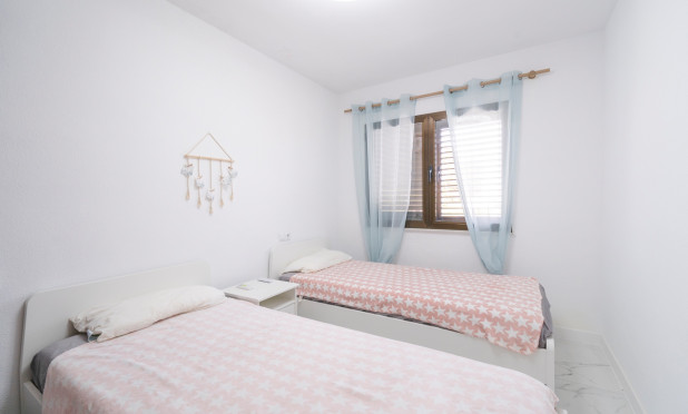 Reventa - Apartamento / piso - Orihuela Costa - Playa Flamenca