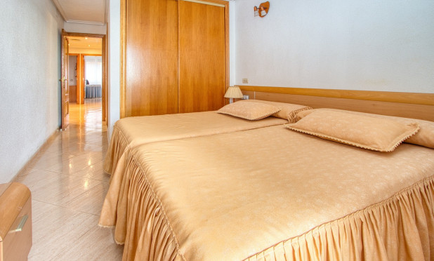 Wiederverkauf - Wohnung - Torrevieja - Playa del Cura