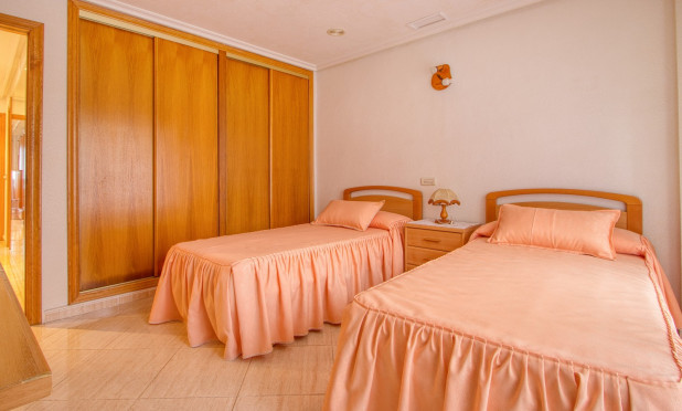 Wiederverkauf - Wohnung - Torrevieja - Playa del Cura