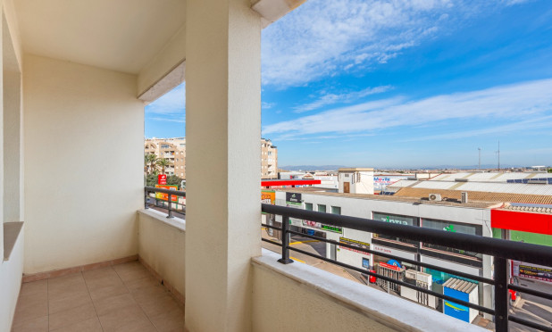 Herverkoop - Appartement / flat - Torrevieja - Center