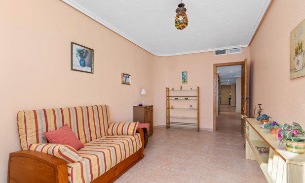 Herverkoop - Appartement / flat - Torrevieja - Center