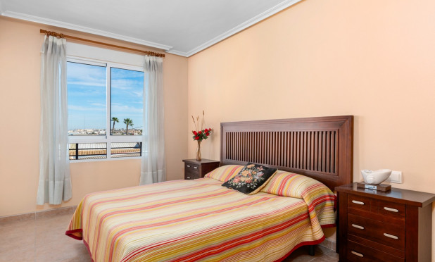 Herverkoop - Appartement / flat - Torrevieja - Center