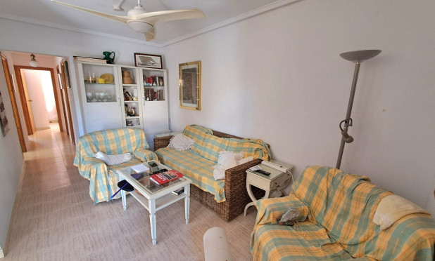 Resale - Apartment / flat - La Mata