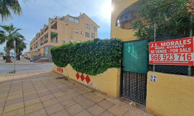 Resale - Apartment / flat - La Mata