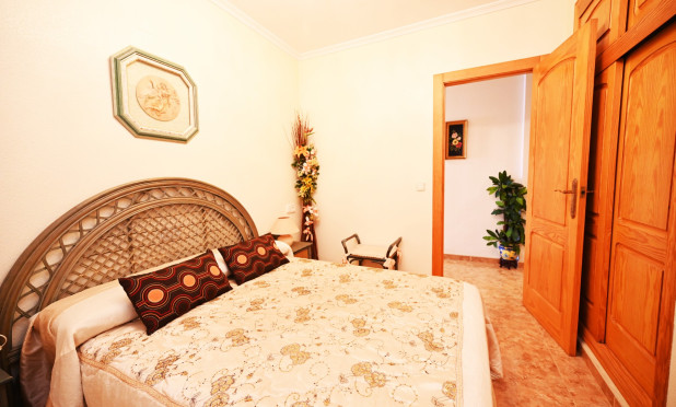 Herverkoop - Appartement / flat - Torrevieja - La Mata