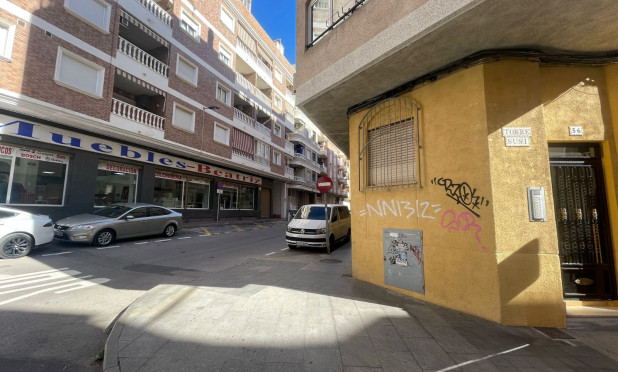 Wiederverkauf - Wohnung - Torrevieja - Center