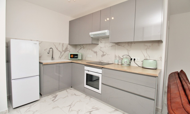 Odsprzedaż - Mieszkanie w bloku - Villamartín